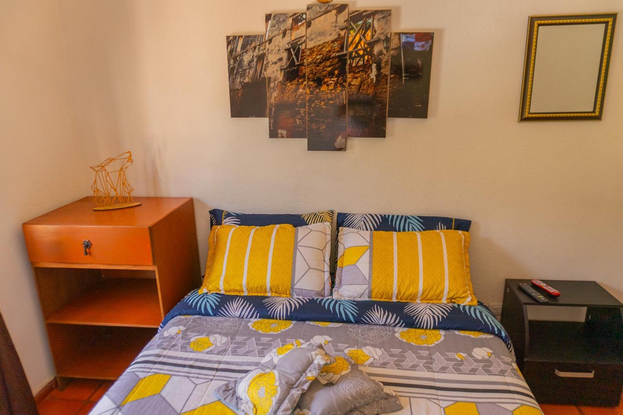 Hospedaje La Casa De Chavela Centro Historico Villa de Leyva Ngoại thất bức ảnh
